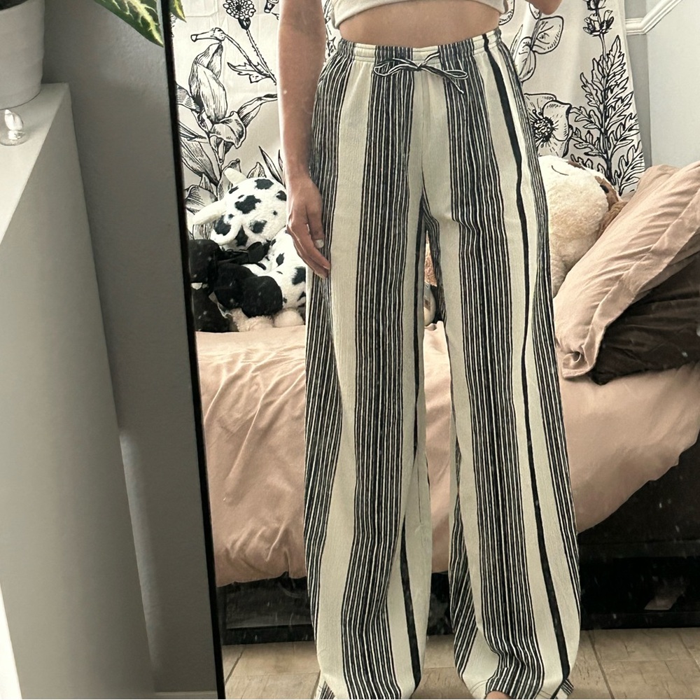 Striped Wide-Leg Pants